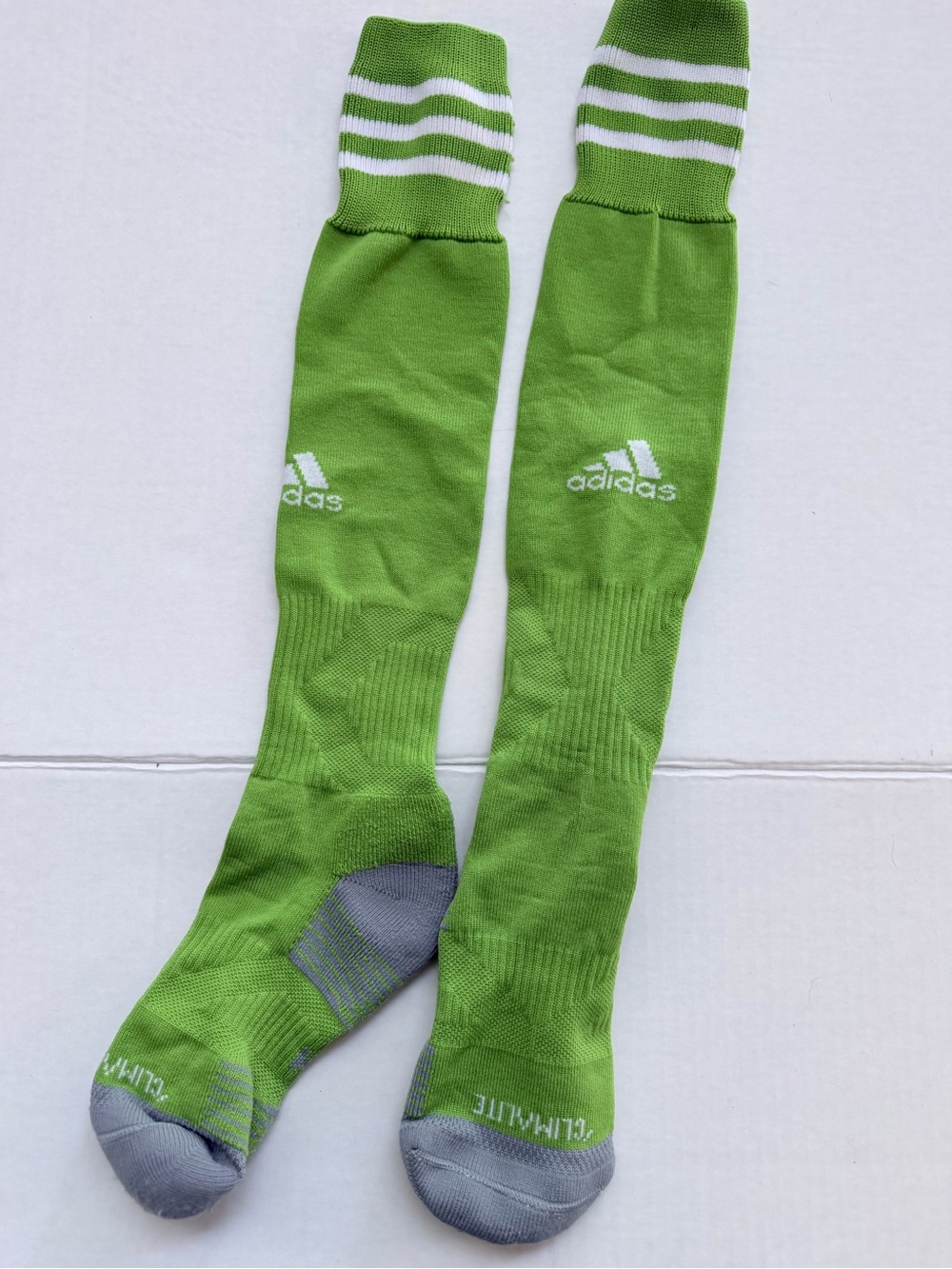 Adidas Adult Small Green Athletic Soccer Socks